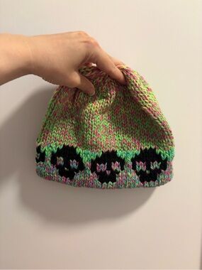 New! Women’s Multicolour Skull Knit Beanie - Green/Pink